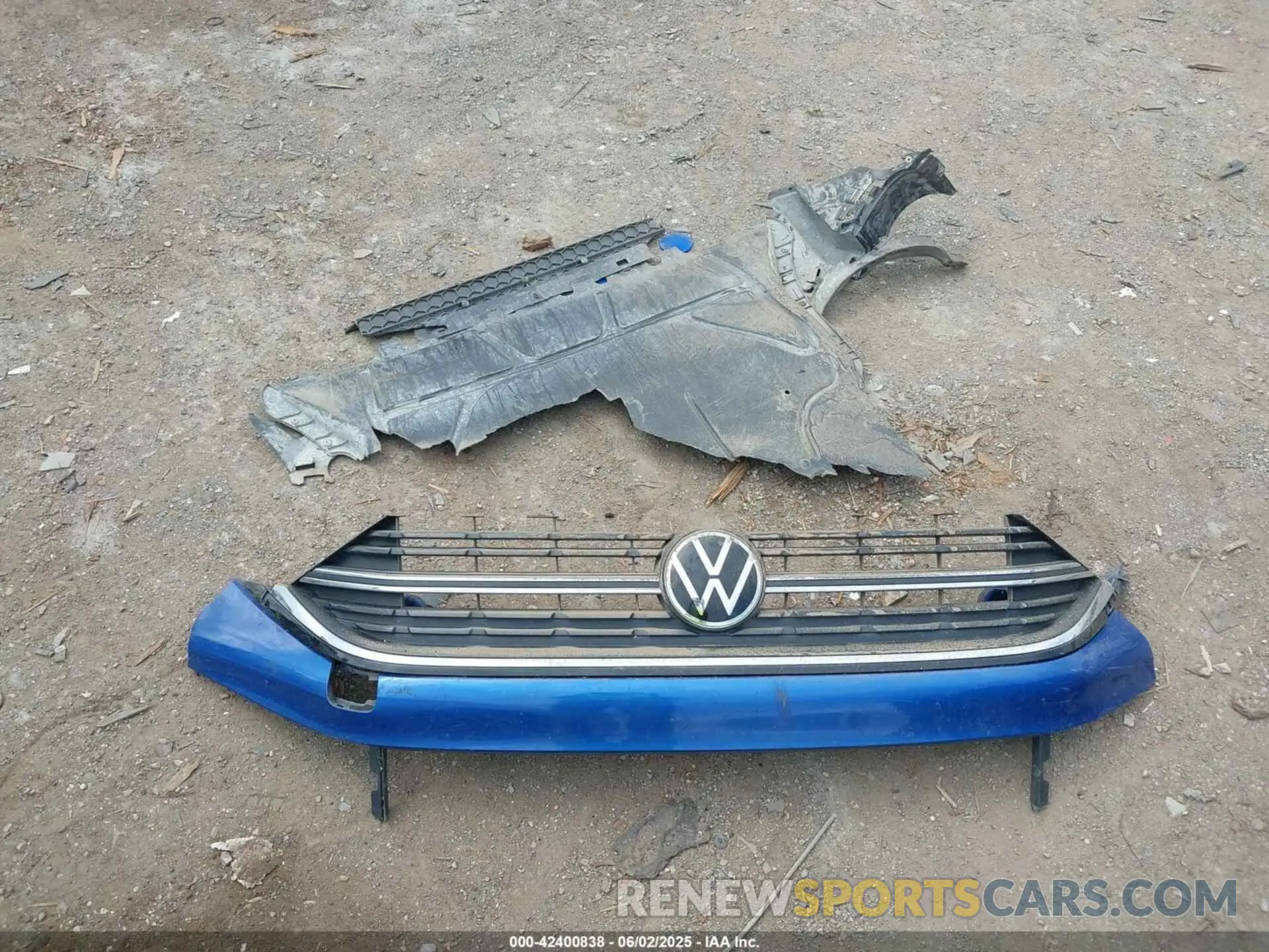 12 Photograph of a damaged car 3VW4M7BU0PM010739 VOLKSWAGEN JETTA 2023