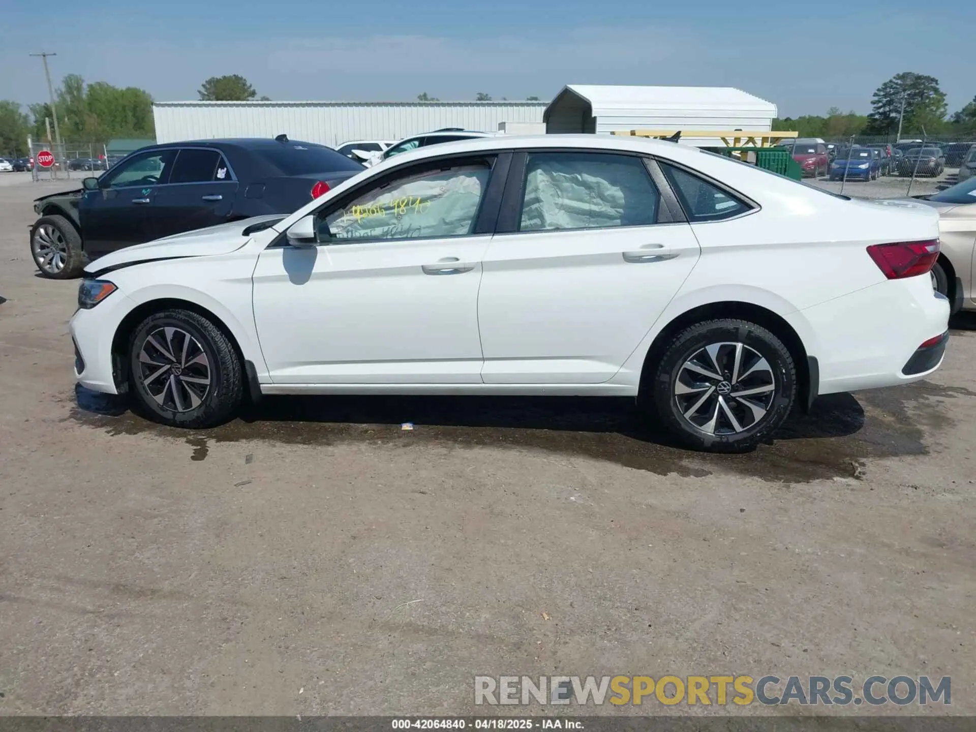 13 Photograph of a damaged car 3VW4M7BU4PM041881 VOLKSWAGEN JETTA 2023