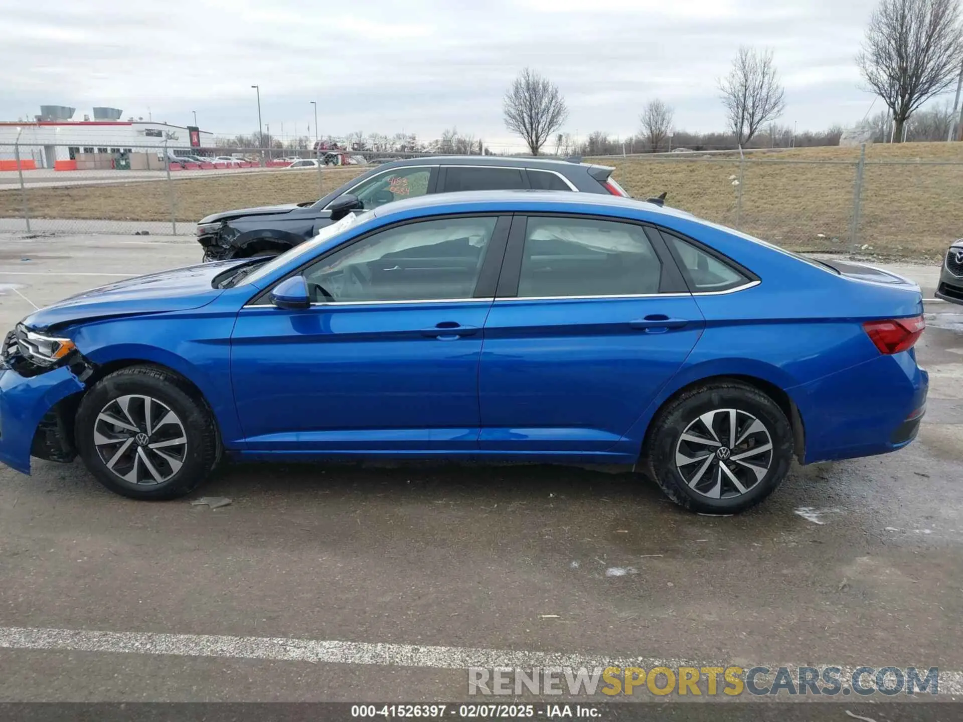 14 Photograph of a damaged car 3VW5M7BU0PM027528 VOLKSWAGEN JETTA 2023