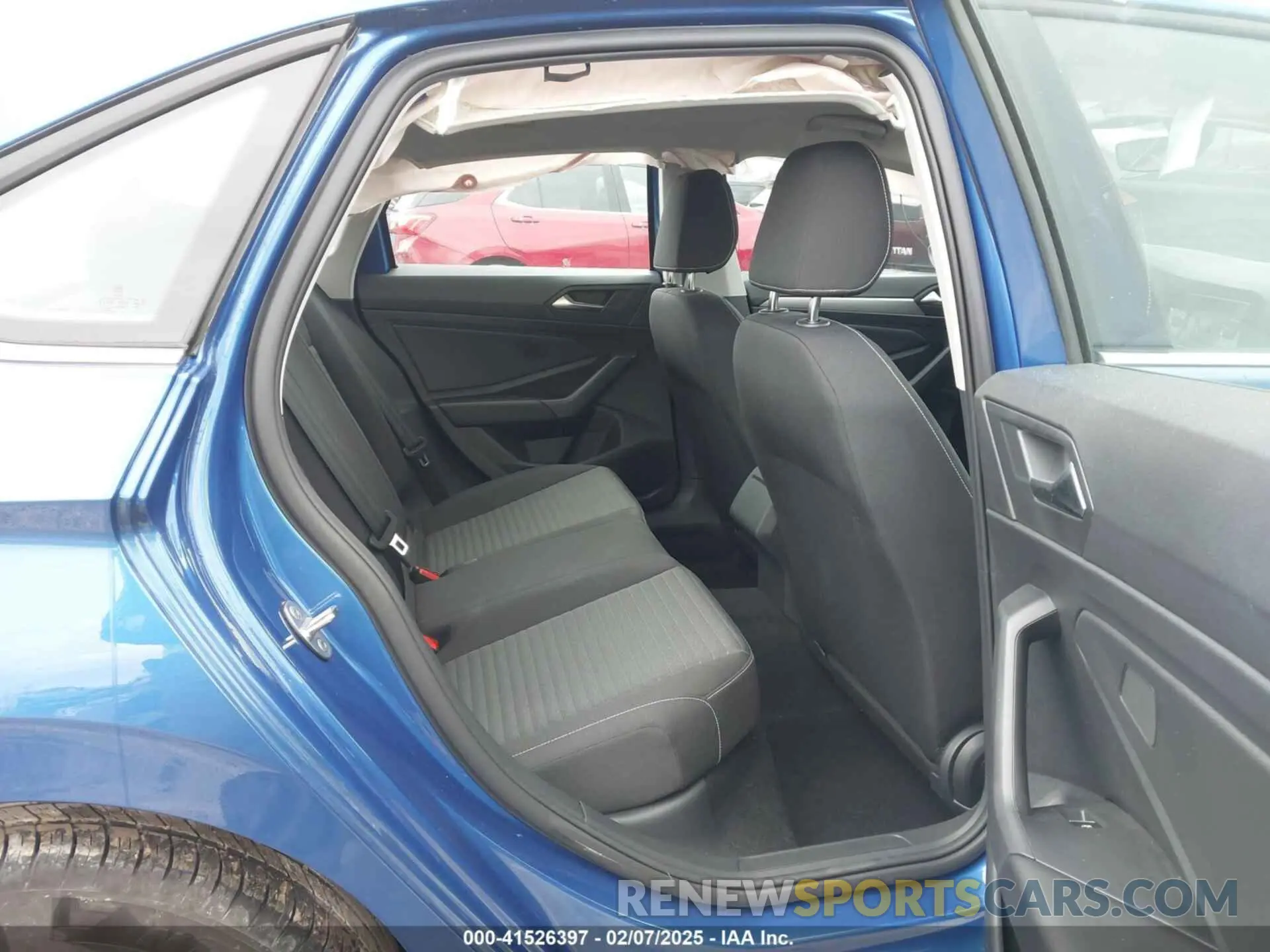 8 Photograph of a damaged car 3VW5M7BU0PM027528 VOLKSWAGEN JETTA 2023