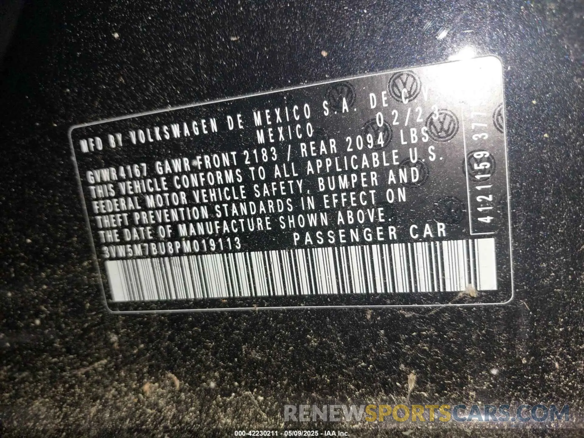 9 Photograph of a damaged car 3VW5M7BU8PM019113 VOLKSWAGEN JETTA 2023