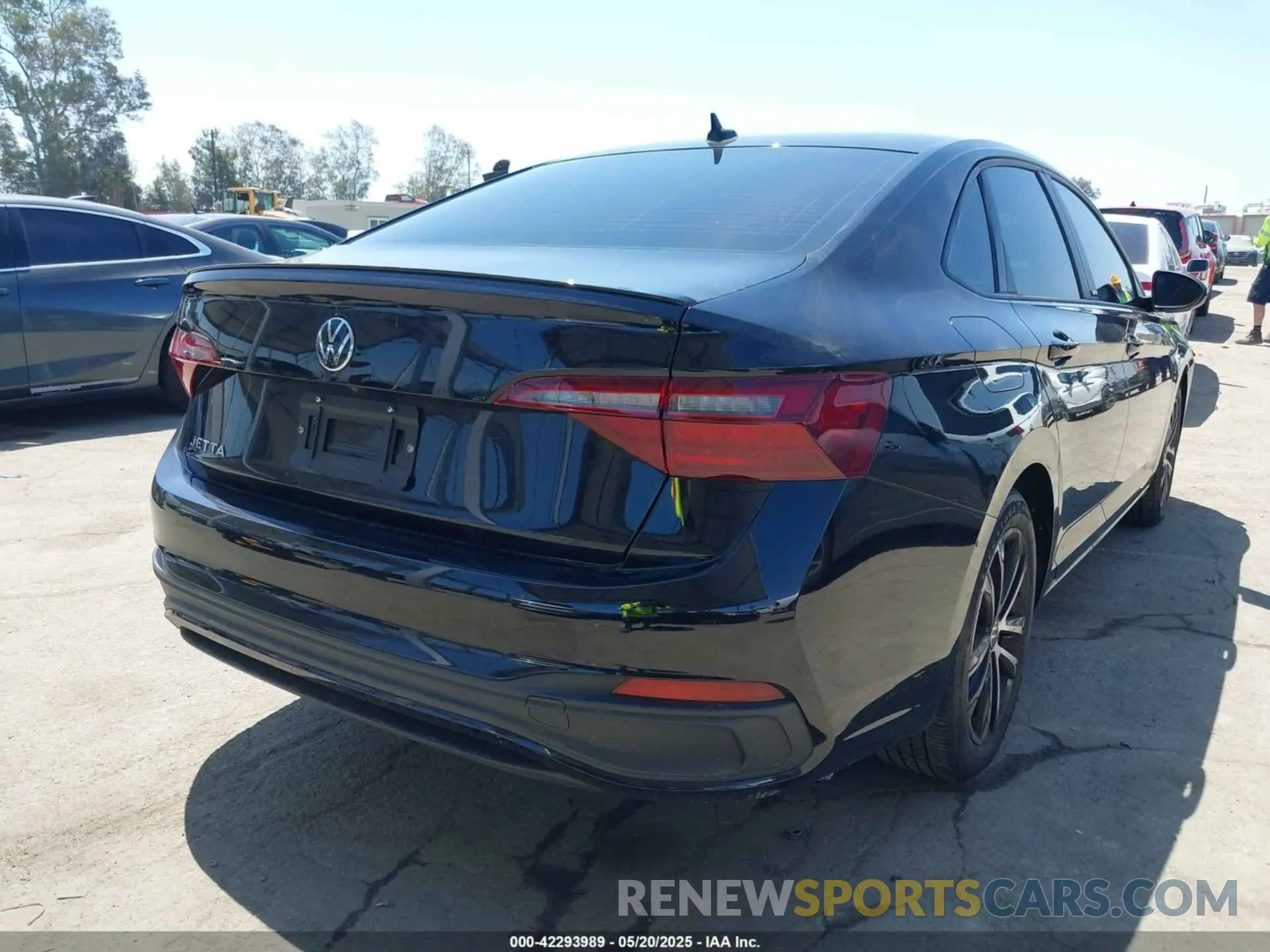 4 Photograph of a damaged car 3VWBM7BU1PM041957 VOLKSWAGEN JETTA 2023