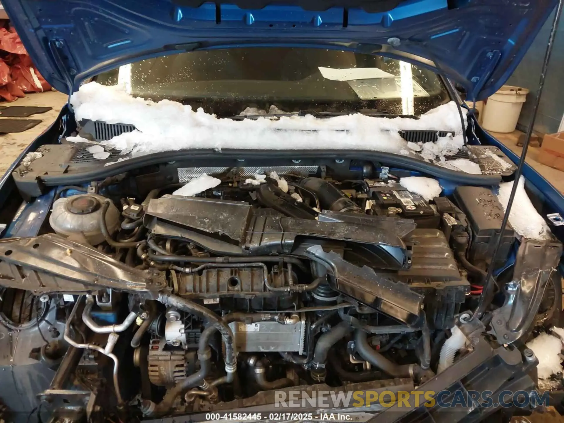 10 Photograph of a damaged car 3VWBM7BU4PM010718 VOLKSWAGEN JETTA 2023