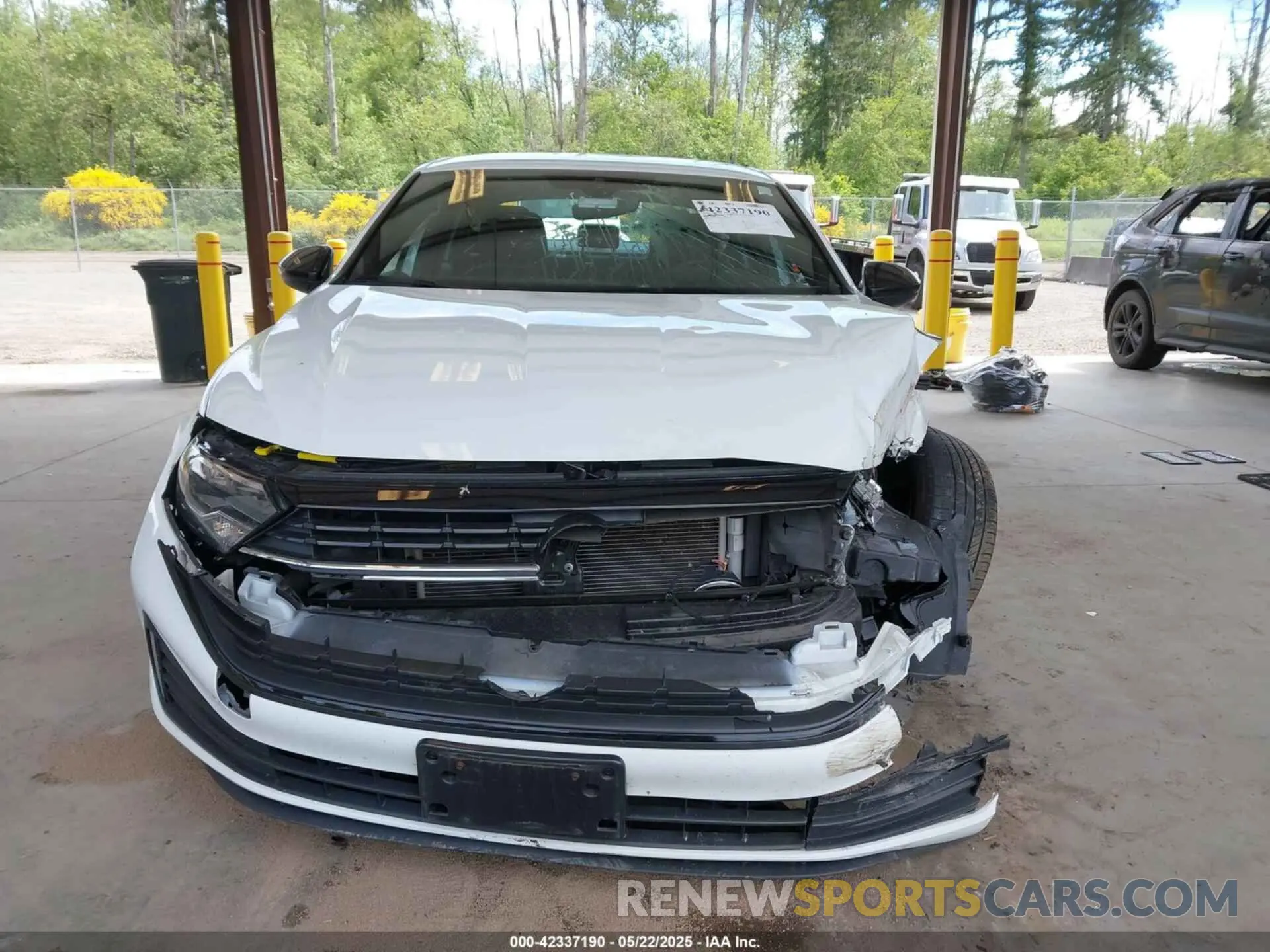 12 Photograph of a damaged car 3VWBM7BU5PM009299 VOLKSWAGEN JETTA 2023