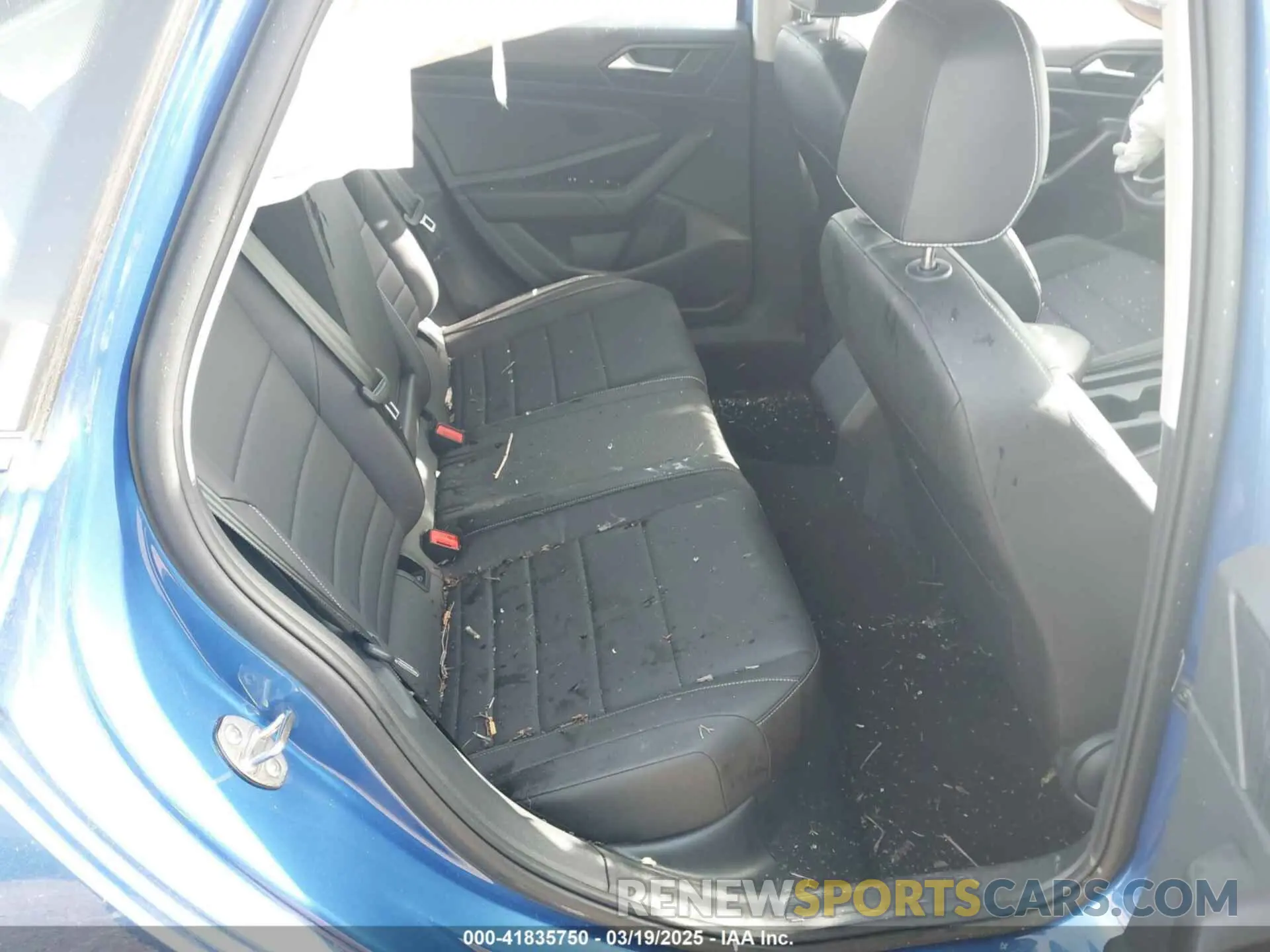 8 Photograph of a damaged car 3VWEM7BU0PM043115 VOLKSWAGEN JETTA 2023