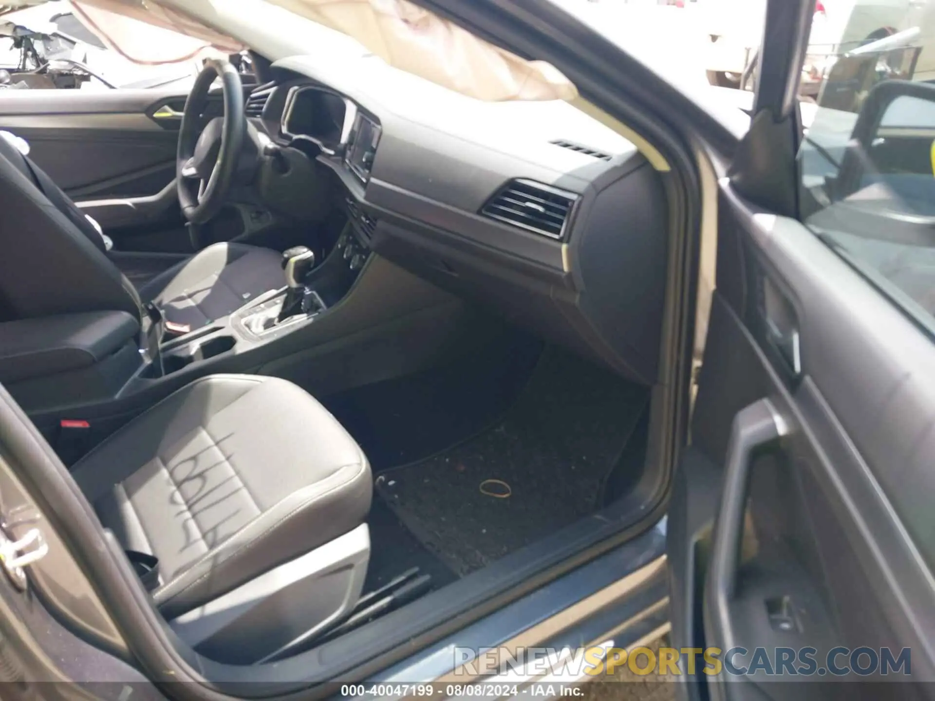 5 Photograph of a damaged car 3VWEM7BU4PM040539 VOLKSWAGEN JETTA 2023