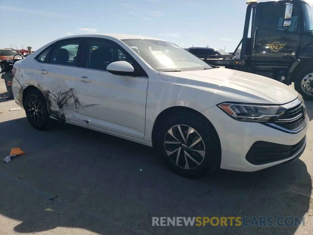 4 Photograph of a damaged car 3VW4M7BU7RM035561 VOLKSWAGEN JETTA 2024