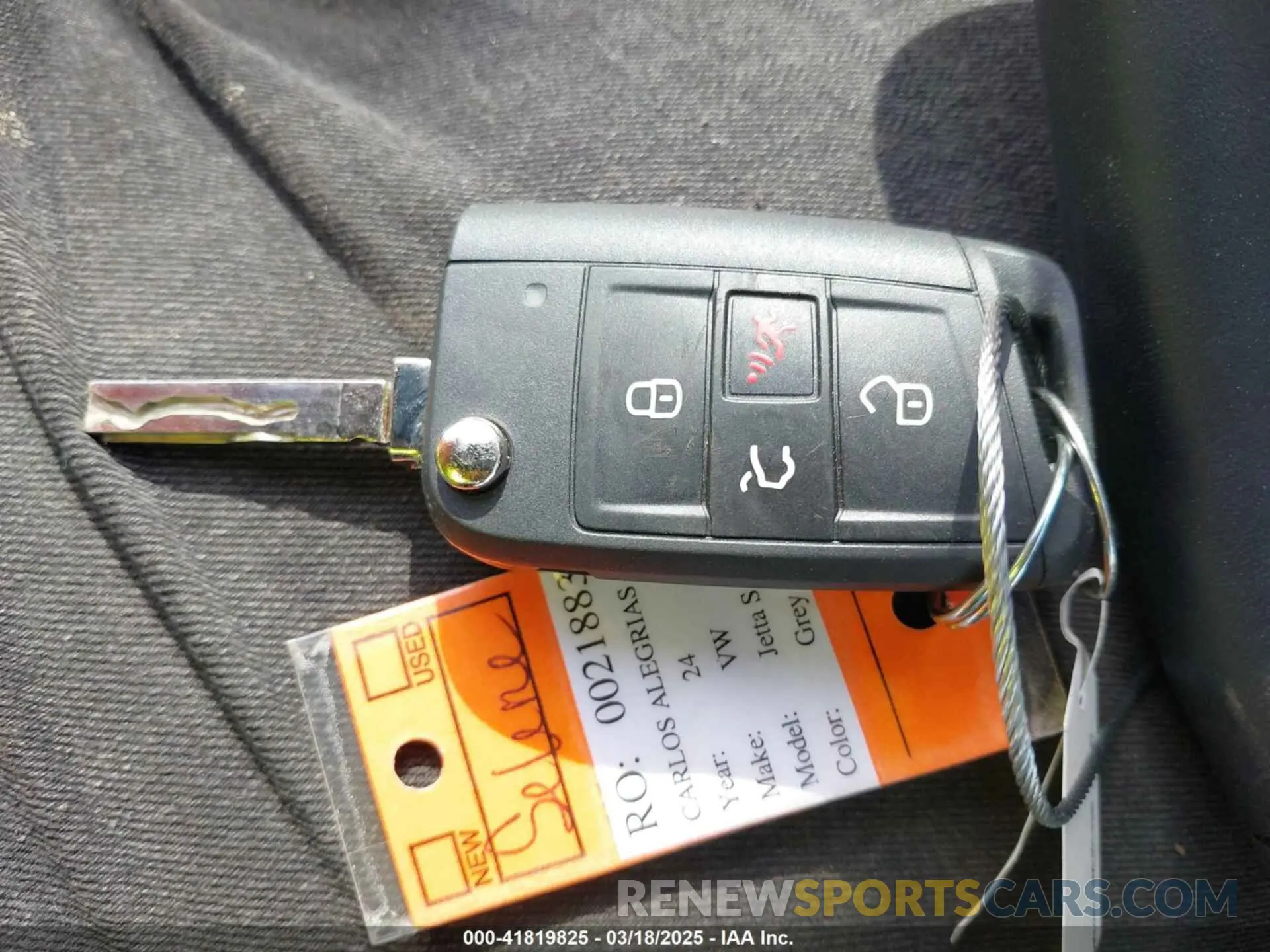 11 Photograph of a damaged car 3VW5M7BU0RM095394 VOLKSWAGEN JETTA 2024
