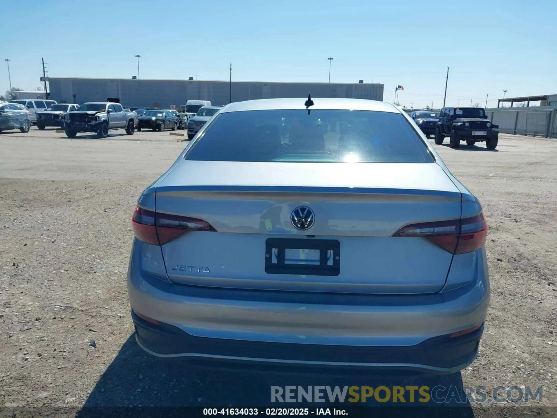 17 Photograph of a damaged car 3VW5M7BU1RM065143 VOLKSWAGEN JETTA 2024
