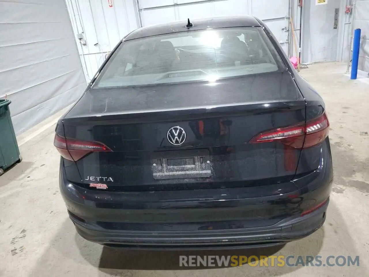 6 Photograph of a damaged car 3VW5M7BU2RM037027 VOLKSWAGEN JETTA 2024