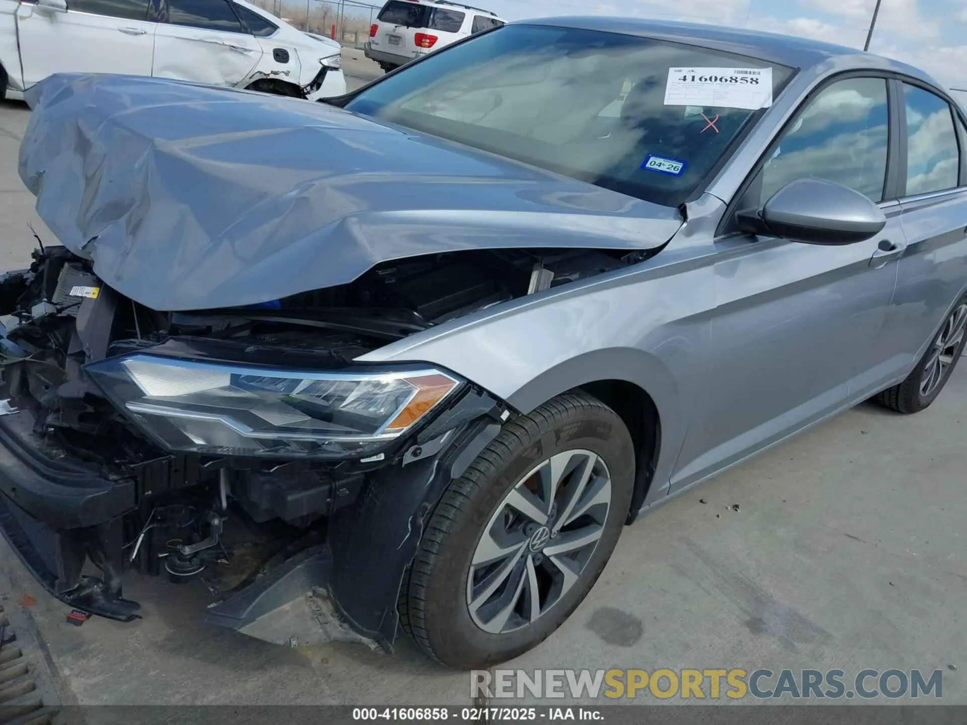 18 Photograph of a damaged car 3VW5M7BU2RM051123 VOLKSWAGEN JETTA 2024