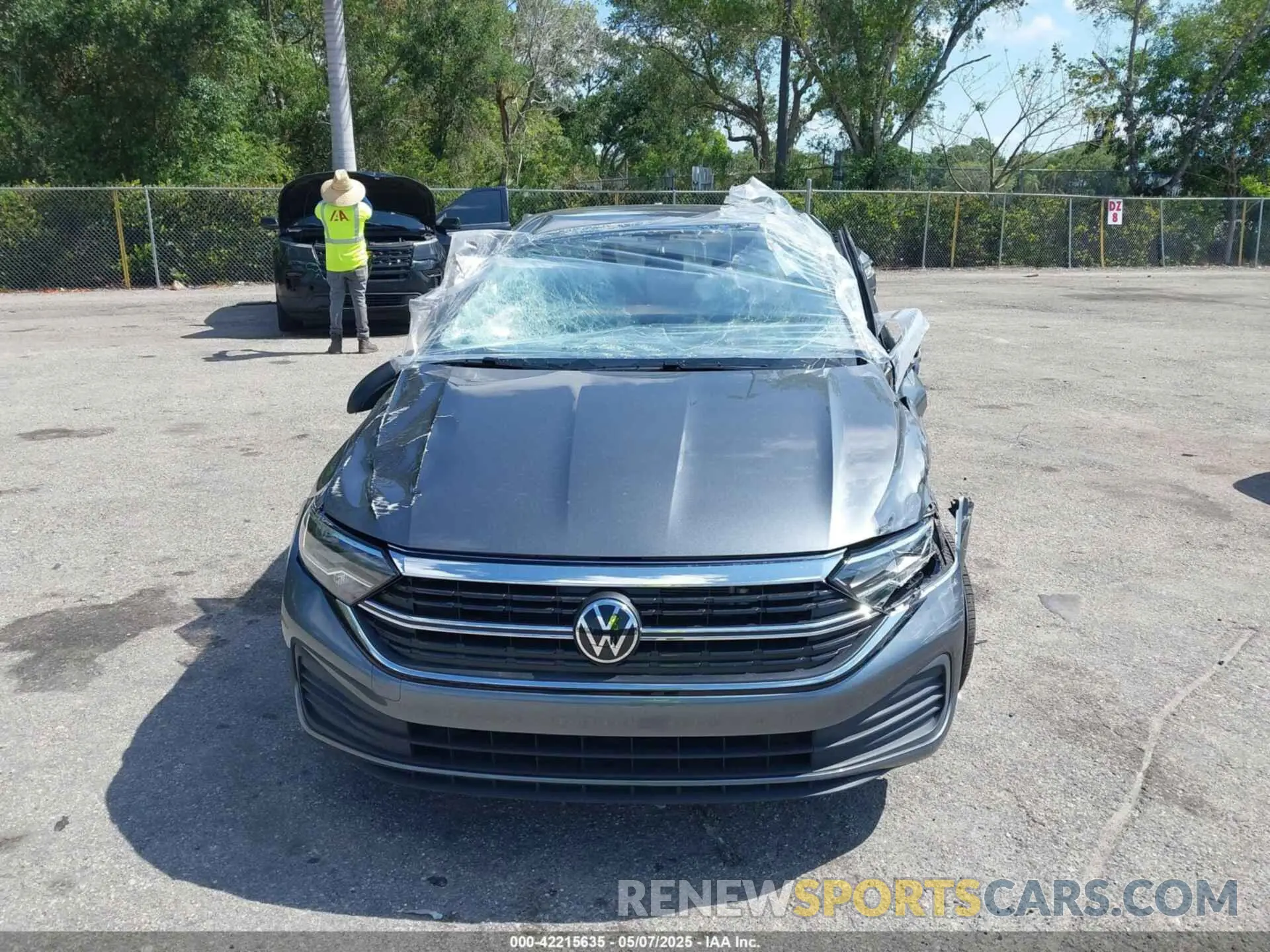 11 Photograph of a damaged car 3VW5M7BU2RM074403 VOLKSWAGEN JETTA 2024