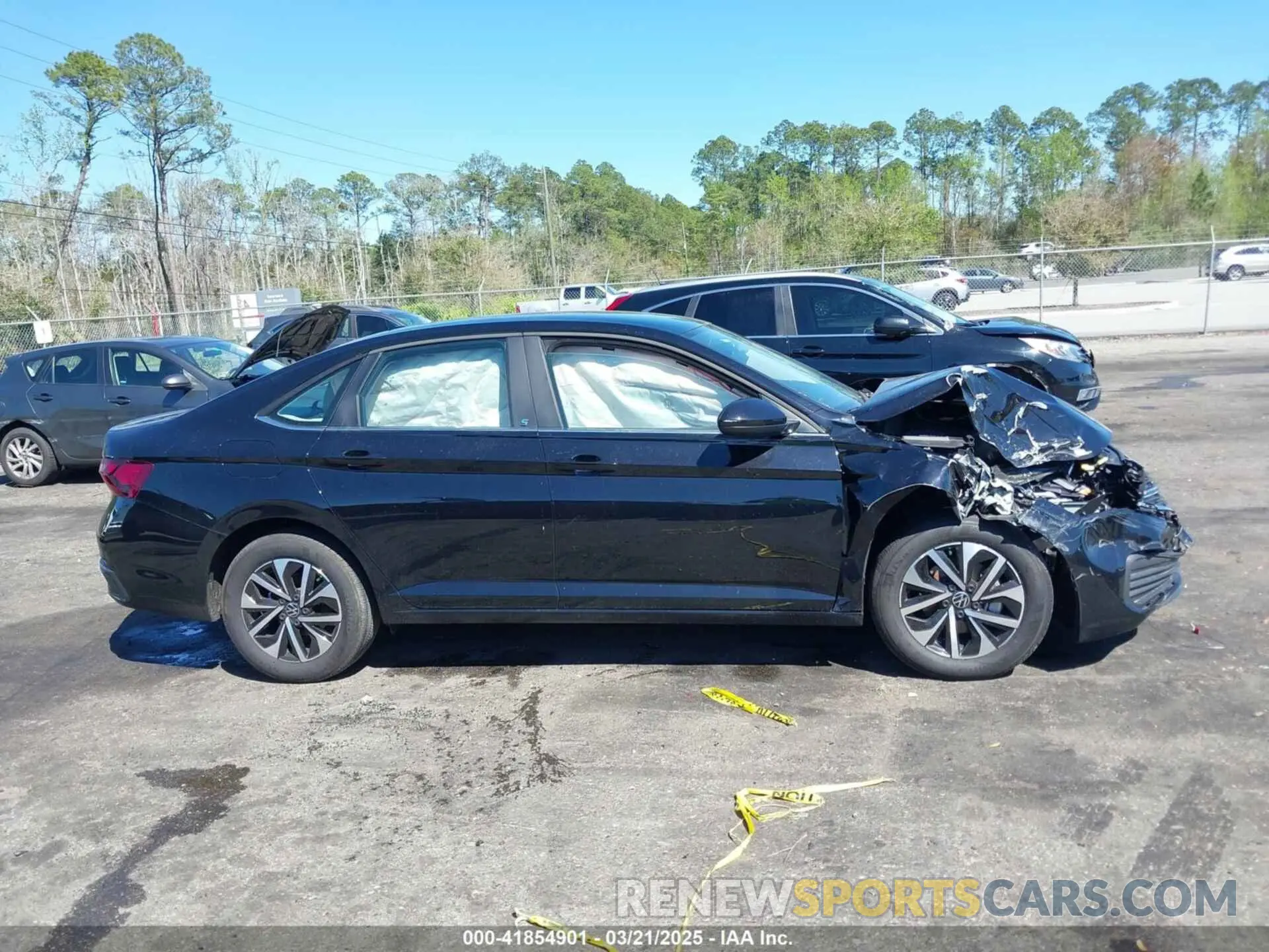 13 Photograph of a damaged car 3VW5M7BU3RM031219 VOLKSWAGEN JETTA 2024