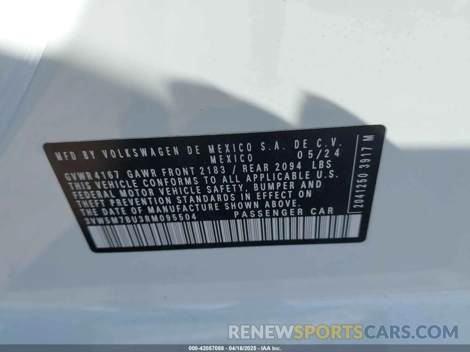 9 Photograph of a damaged car 3VW5M7BU3RM095504 VOLKSWAGEN JETTA 2024