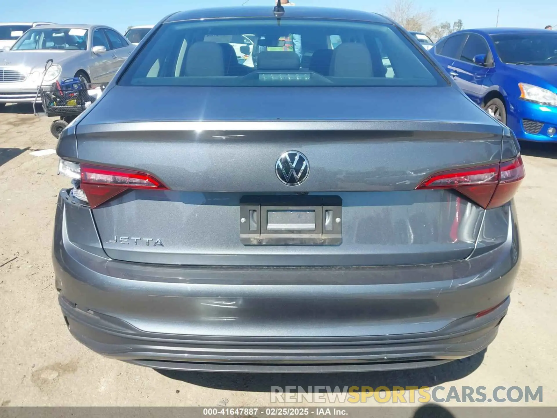 16 Photograph of a damaged car 3VW5M7BU7RM073795 VOLKSWAGEN JETTA 2024