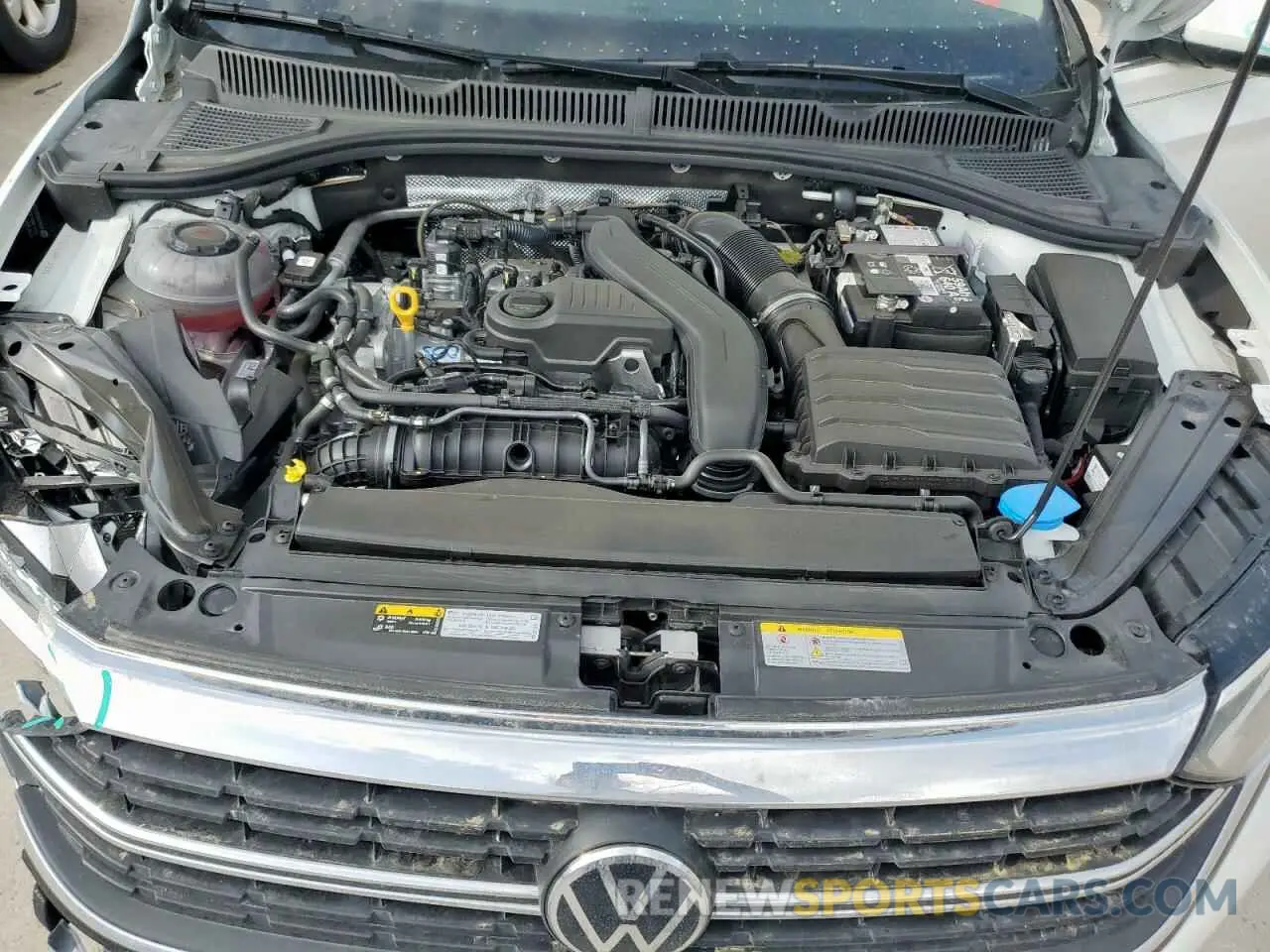 11 Photograph of a damaged car 3VW5M7BU8RM101779 VOLKSWAGEN JETTA 2024