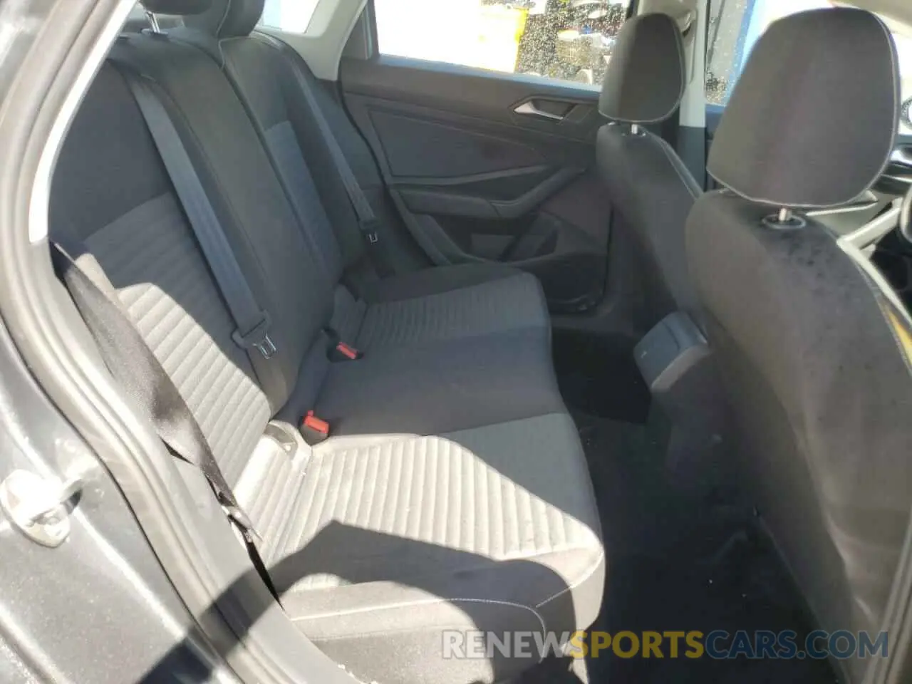 10 Photograph of a damaged car 3VW5M7BU9RM089657 VOLKSWAGEN JETTA 2024