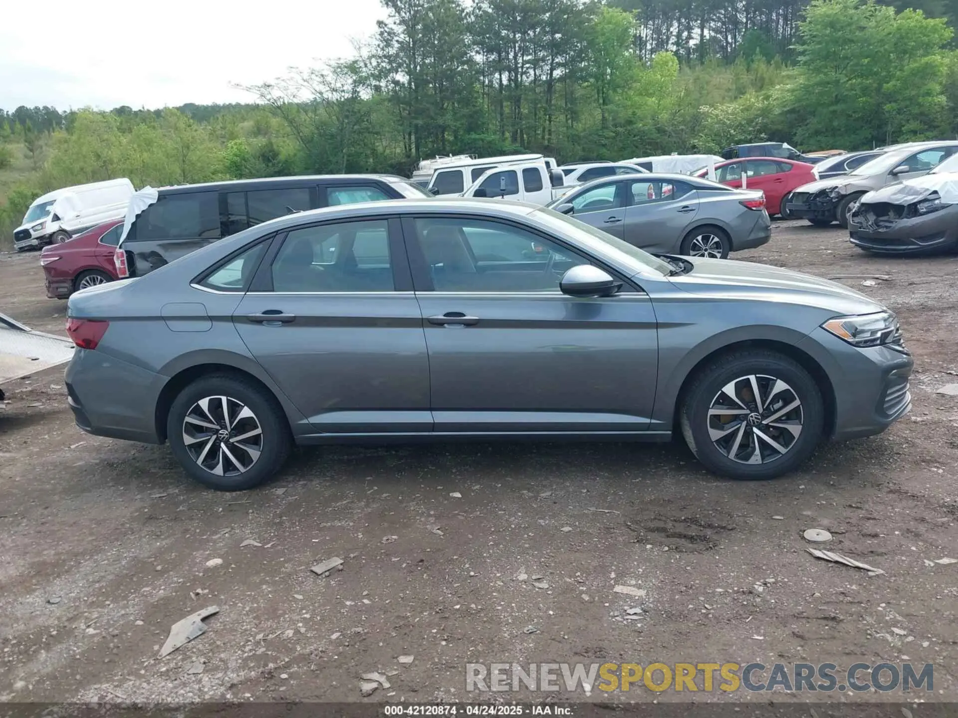 13 Photograph of a damaged car 3VW5M7BUXRM006737 VOLKSWAGEN JETTA 2024