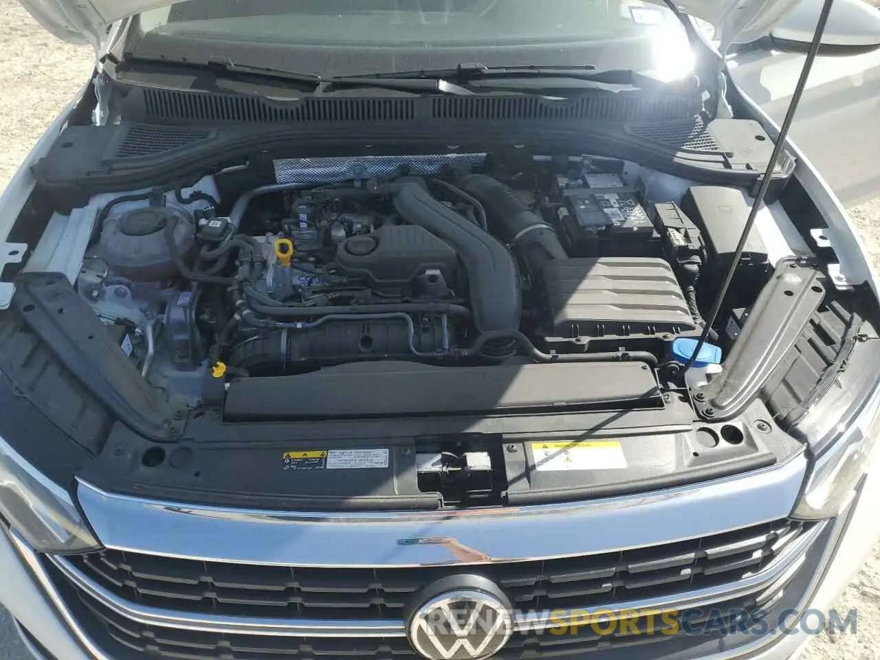 11 Photograph of a damaged car 3VW5M7BUXRM095273 VOLKSWAGEN JETTA 2024