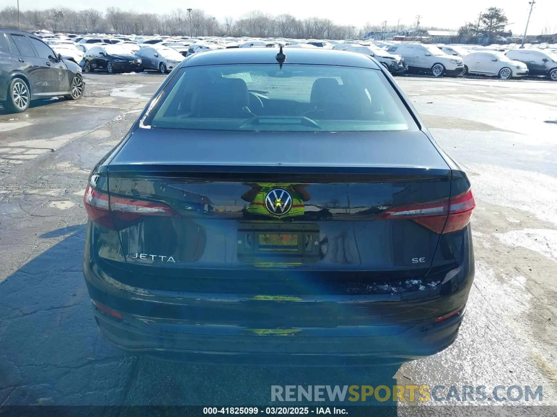 17 Photograph of a damaged car 3VW7M7BU0RM094366 VOLKSWAGEN JETTA 2024