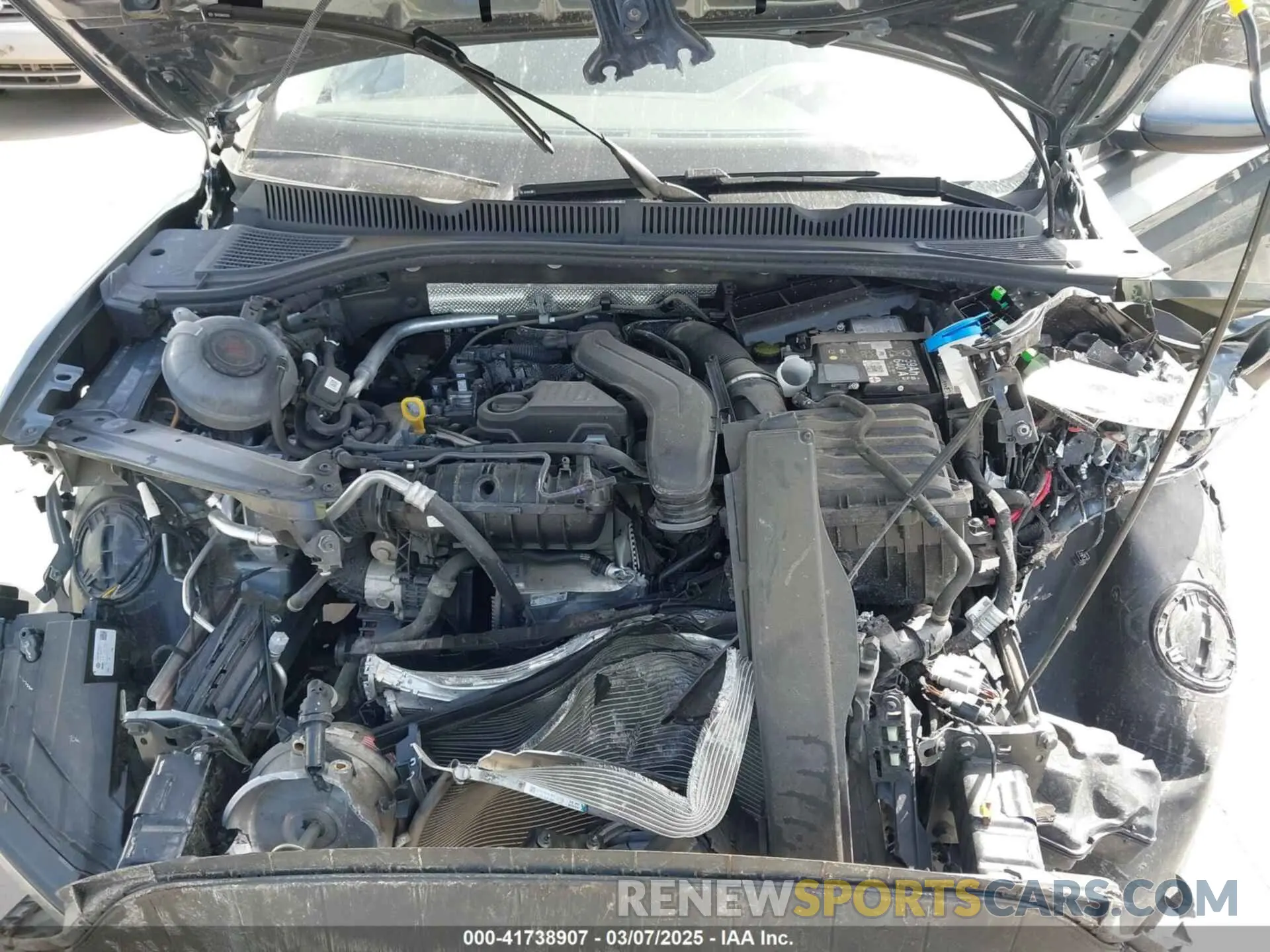 10 Photograph of a damaged car 3VW7M7BU1RM019109 VOLKSWAGEN JETTA 2024