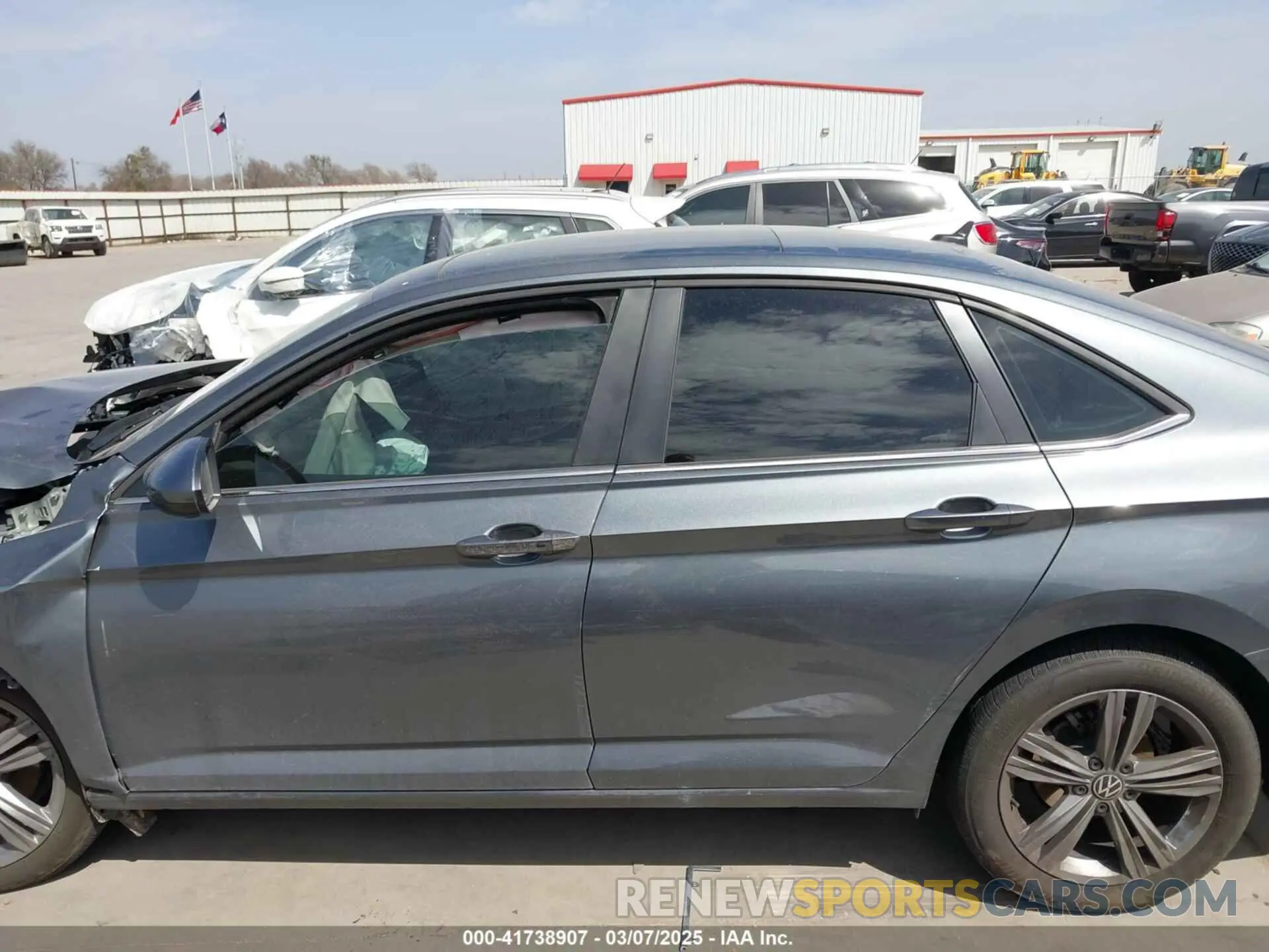 15 Photograph of a damaged car 3VW7M7BU1RM019109 VOLKSWAGEN JETTA 2024