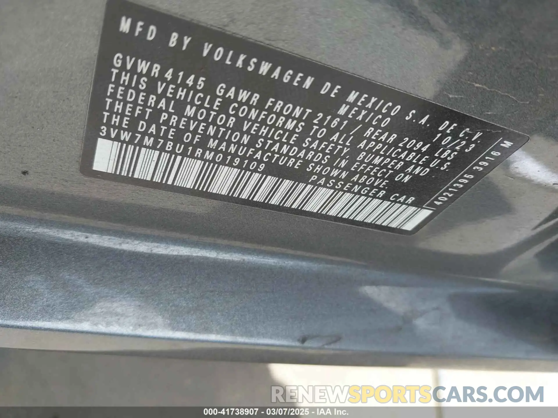 9 Photograph of a damaged car 3VW7M7BU1RM019109 VOLKSWAGEN JETTA 2024