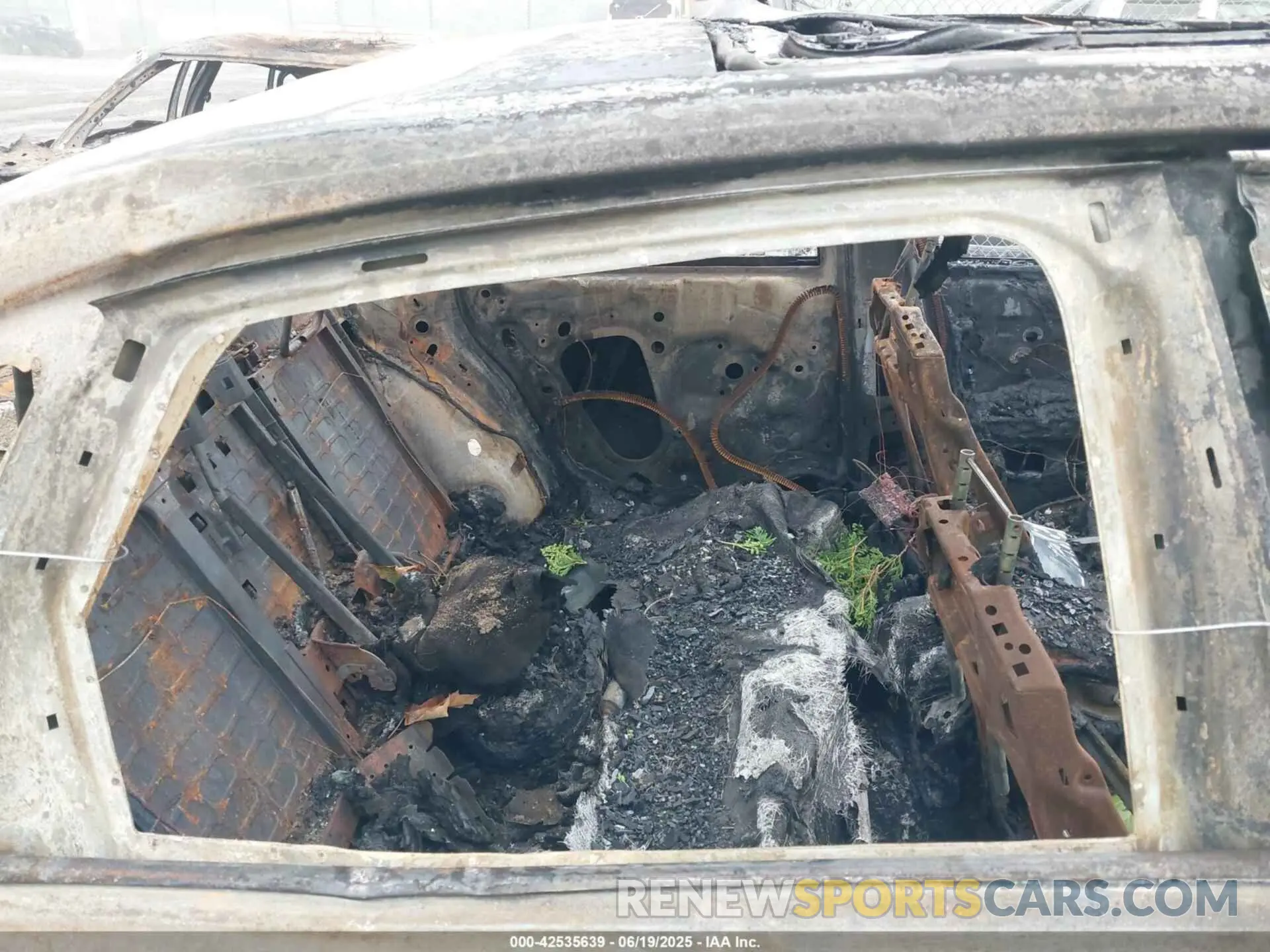 8 Photograph of a damaged car 3VW7M7BU2RM007681 VOLKSWAGEN JETTA 2024