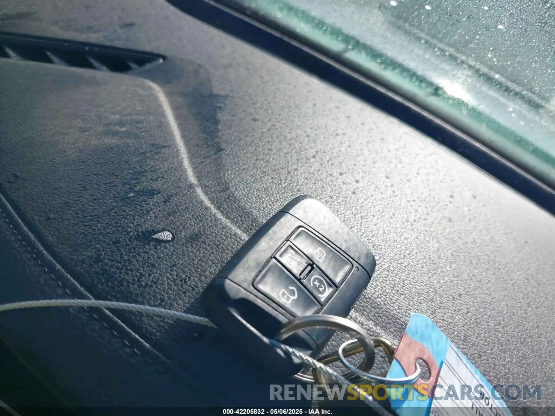 11 Photograph of a damaged car 3VW7M7BU2RM031902 VOLKSWAGEN JETTA 2024