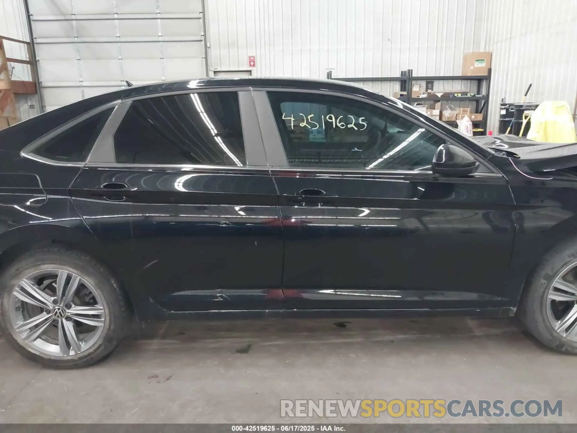 14 Photograph of a damaged car 3VW7M7BU2RM036114 VOLKSWAGEN JETTA 2024