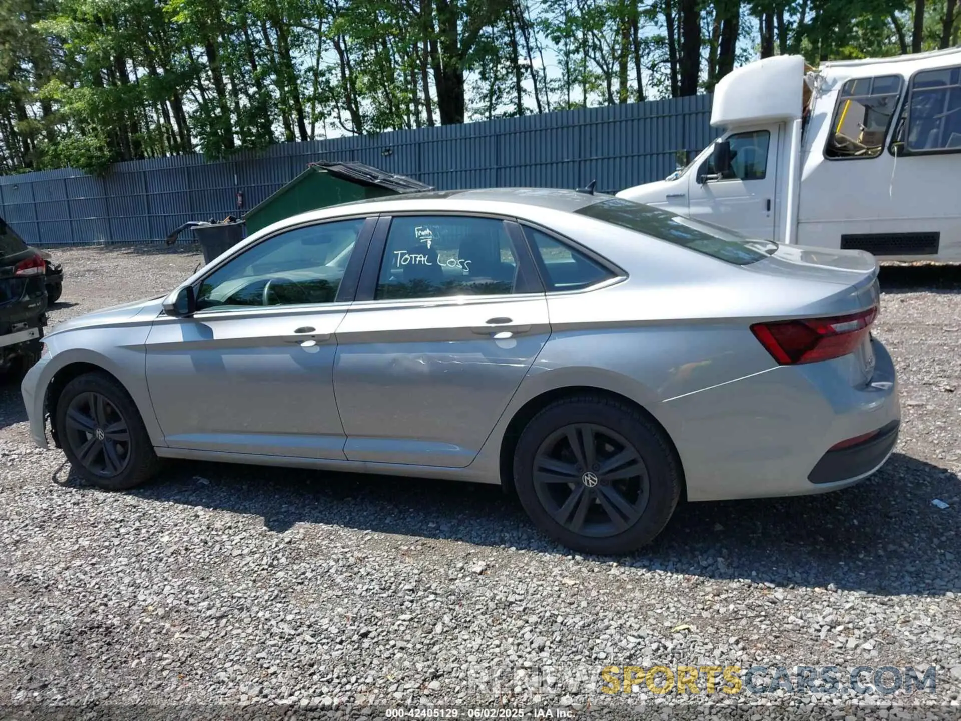 14 Photograph of a damaged car 3VW7M7BU2RM075561 VOLKSWAGEN JETTA 2024