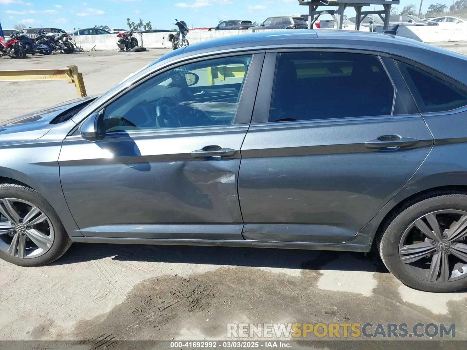15 Photograph of a damaged car 3VW7M7BU4RM034848 VOLKSWAGEN JETTA 2024