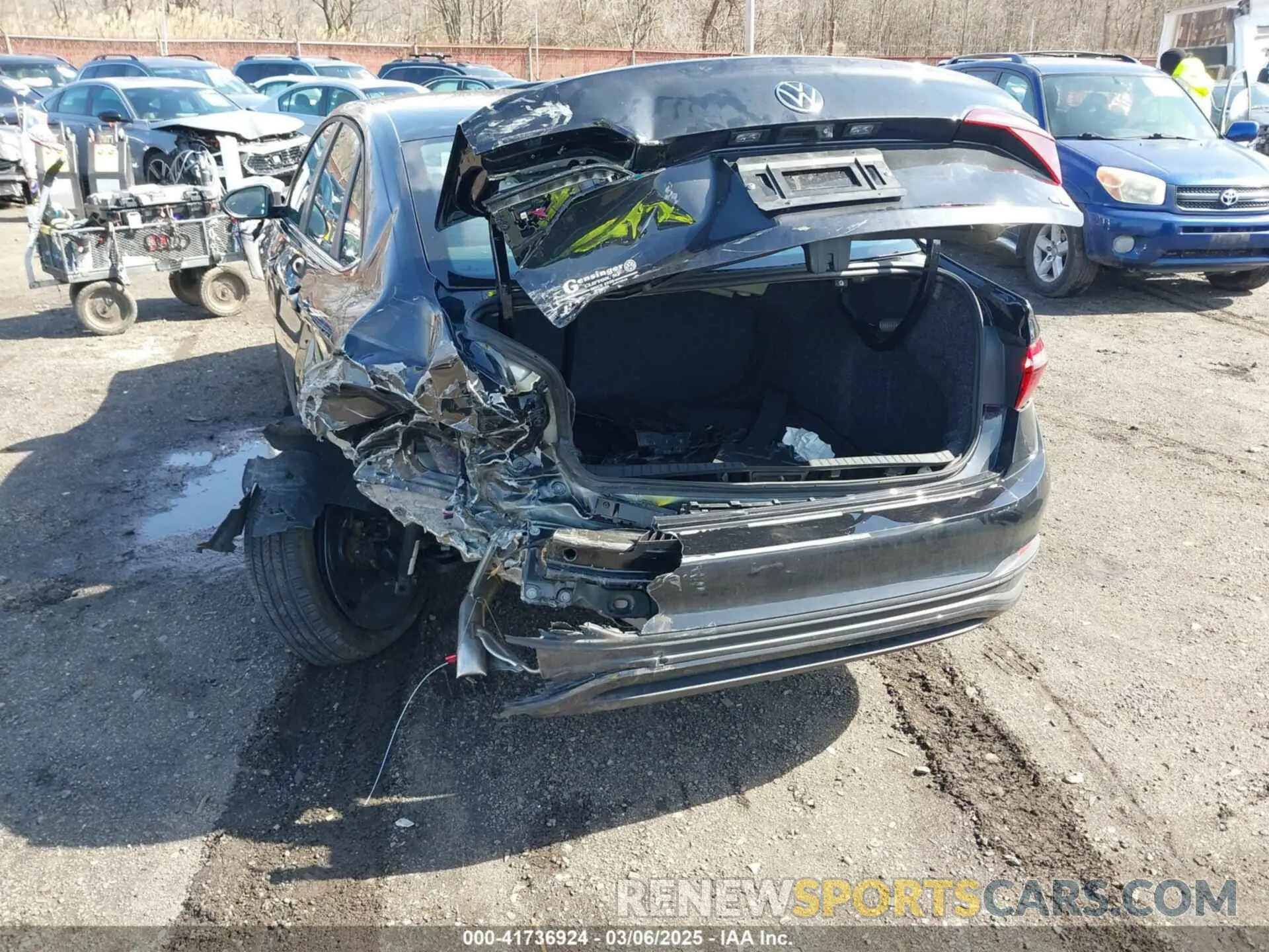 18 Photograph of a damaged car 3VW7M7BU4RM071463 VOLKSWAGEN JETTA 2024