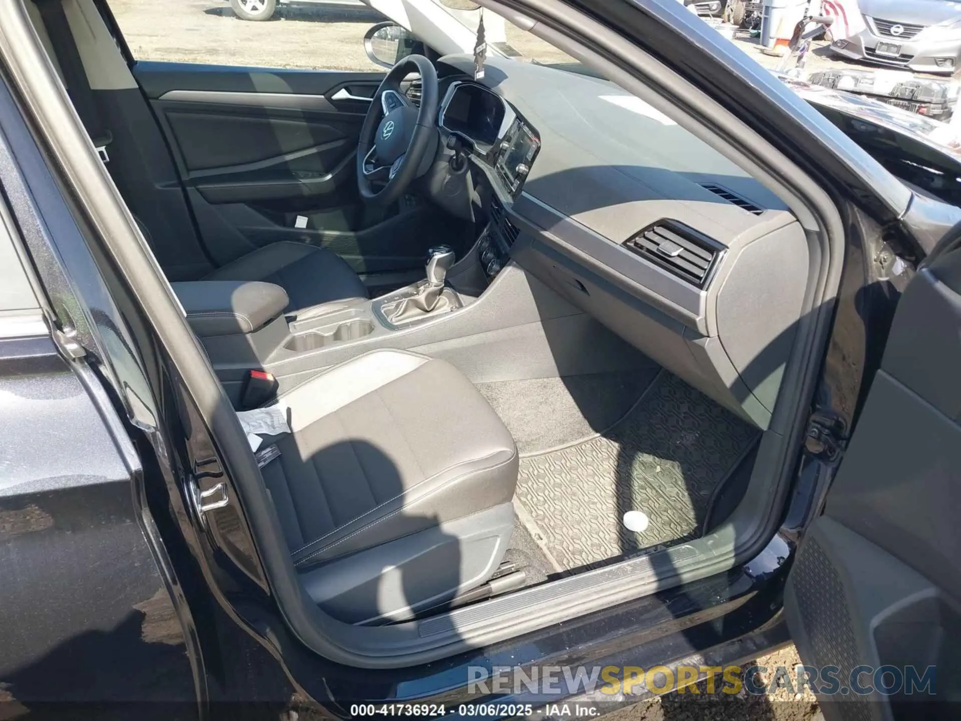 5 Photograph of a damaged car 3VW7M7BU4RM071463 VOLKSWAGEN JETTA 2024