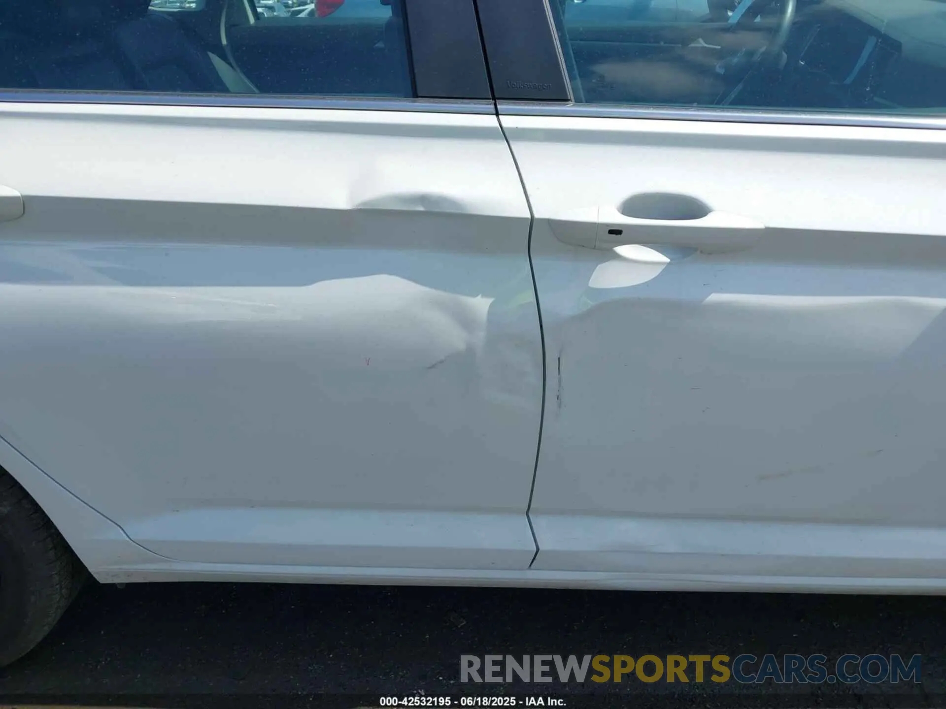 6 Photograph of a damaged car 3VW7M7BU5RM038911 VOLKSWAGEN JETTA 2024