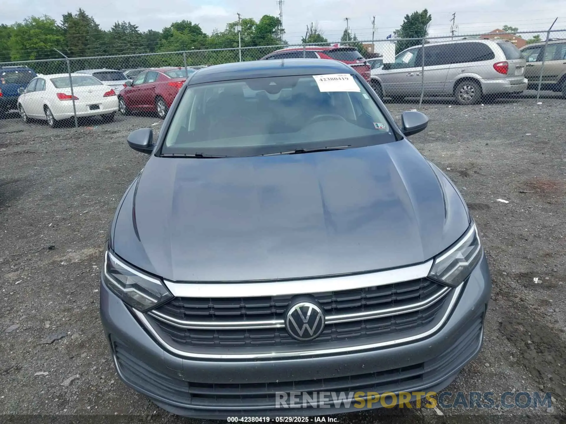 12 Photograph of a damaged car 3VW7M7BU6RM040781 VOLKSWAGEN JETTA 2024