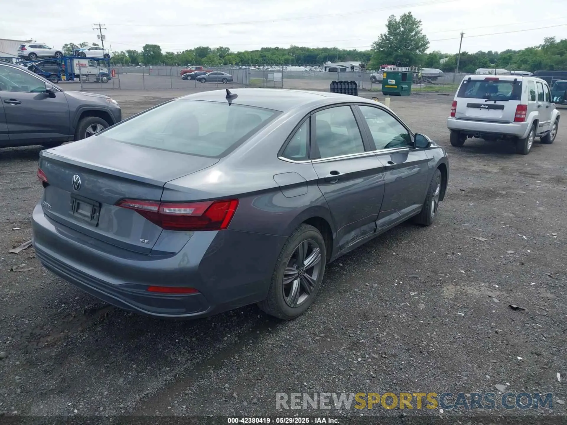 4 Photograph of a damaged car 3VW7M7BU6RM040781 VOLKSWAGEN JETTA 2024