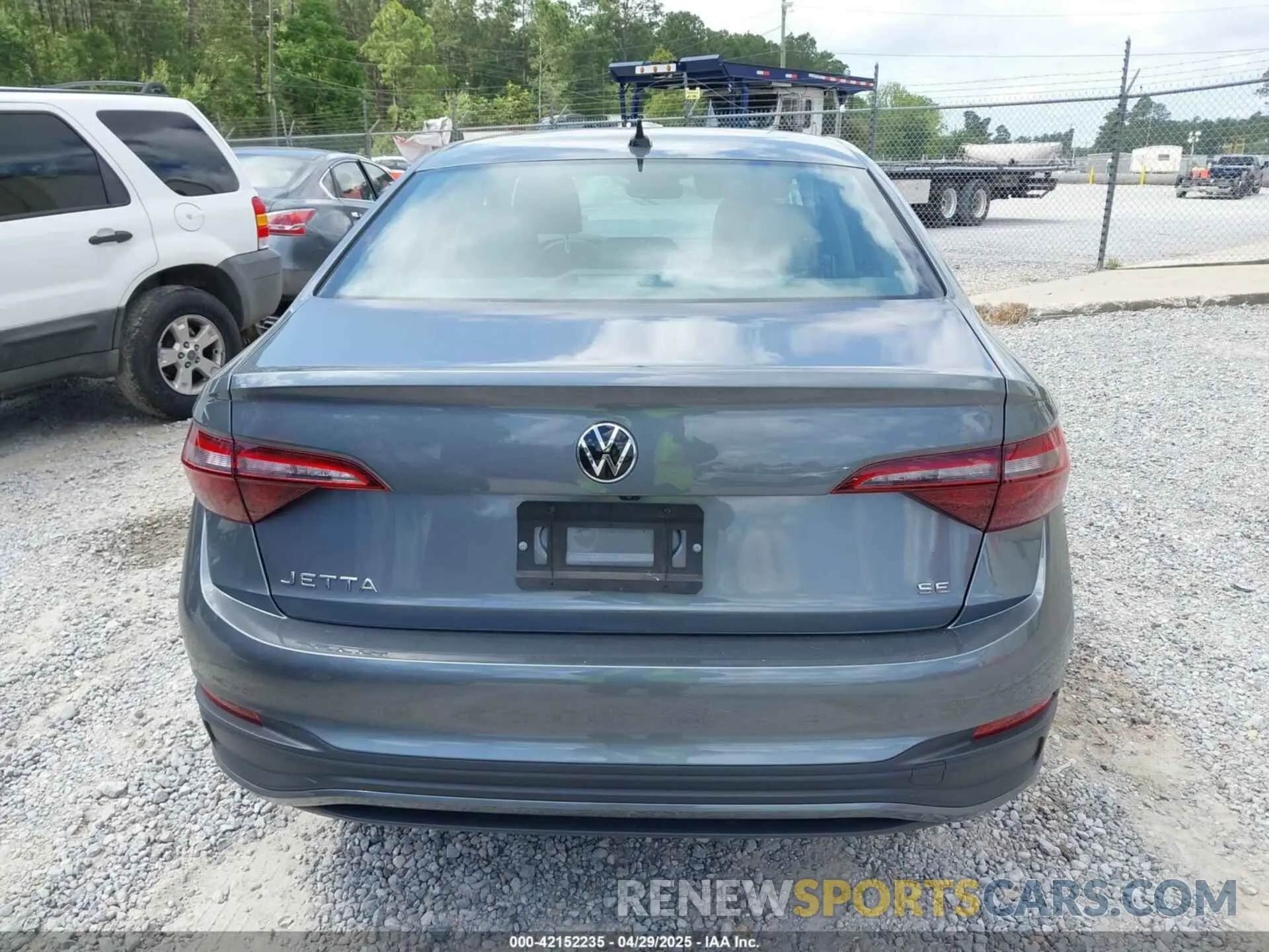 16 Photograph of a damaged car 3VW7M7BU6RM072680 VOLKSWAGEN JETTA 2024