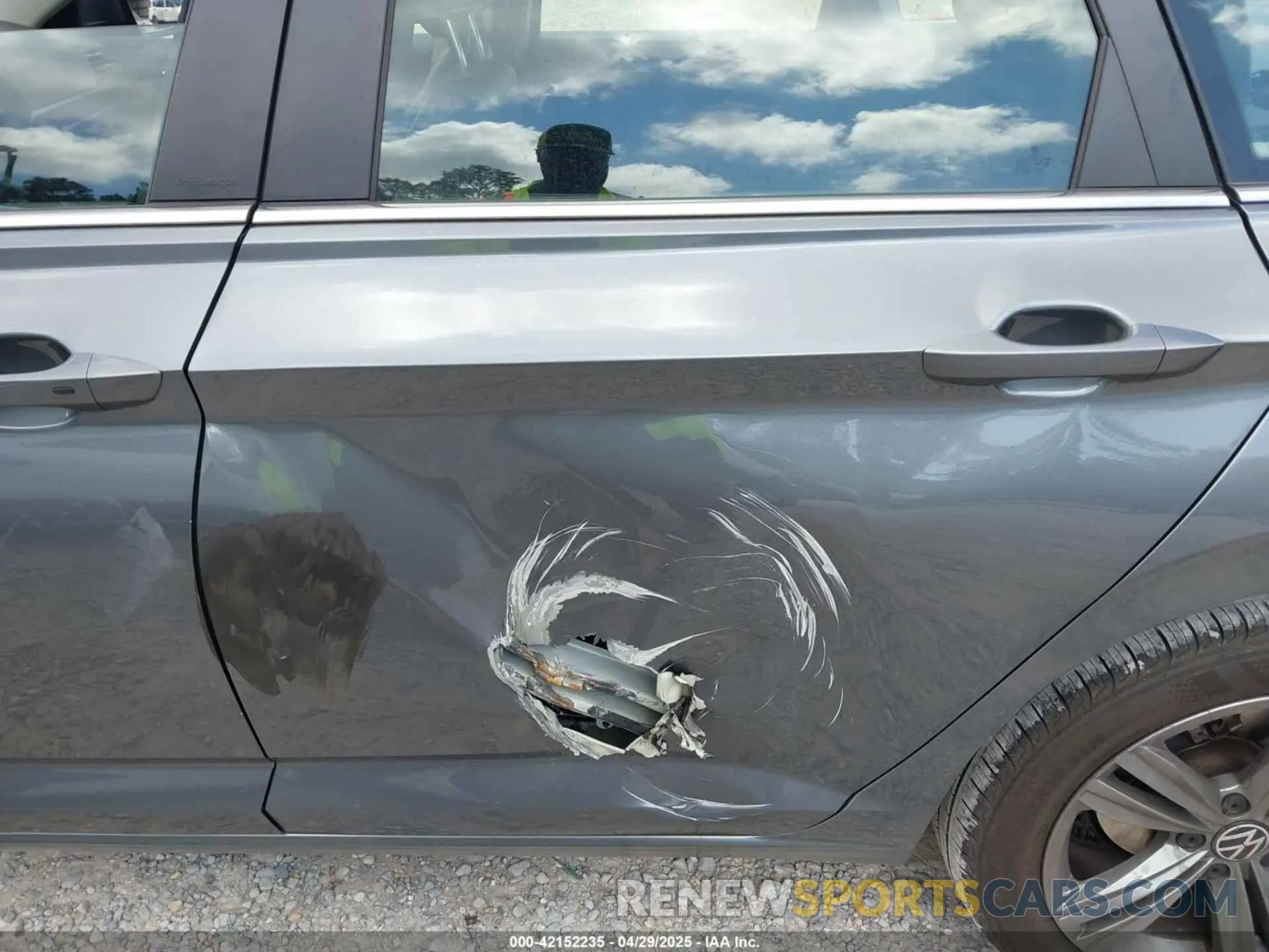 6 Photograph of a damaged car 3VW7M7BU6RM072680 VOLKSWAGEN JETTA 2024