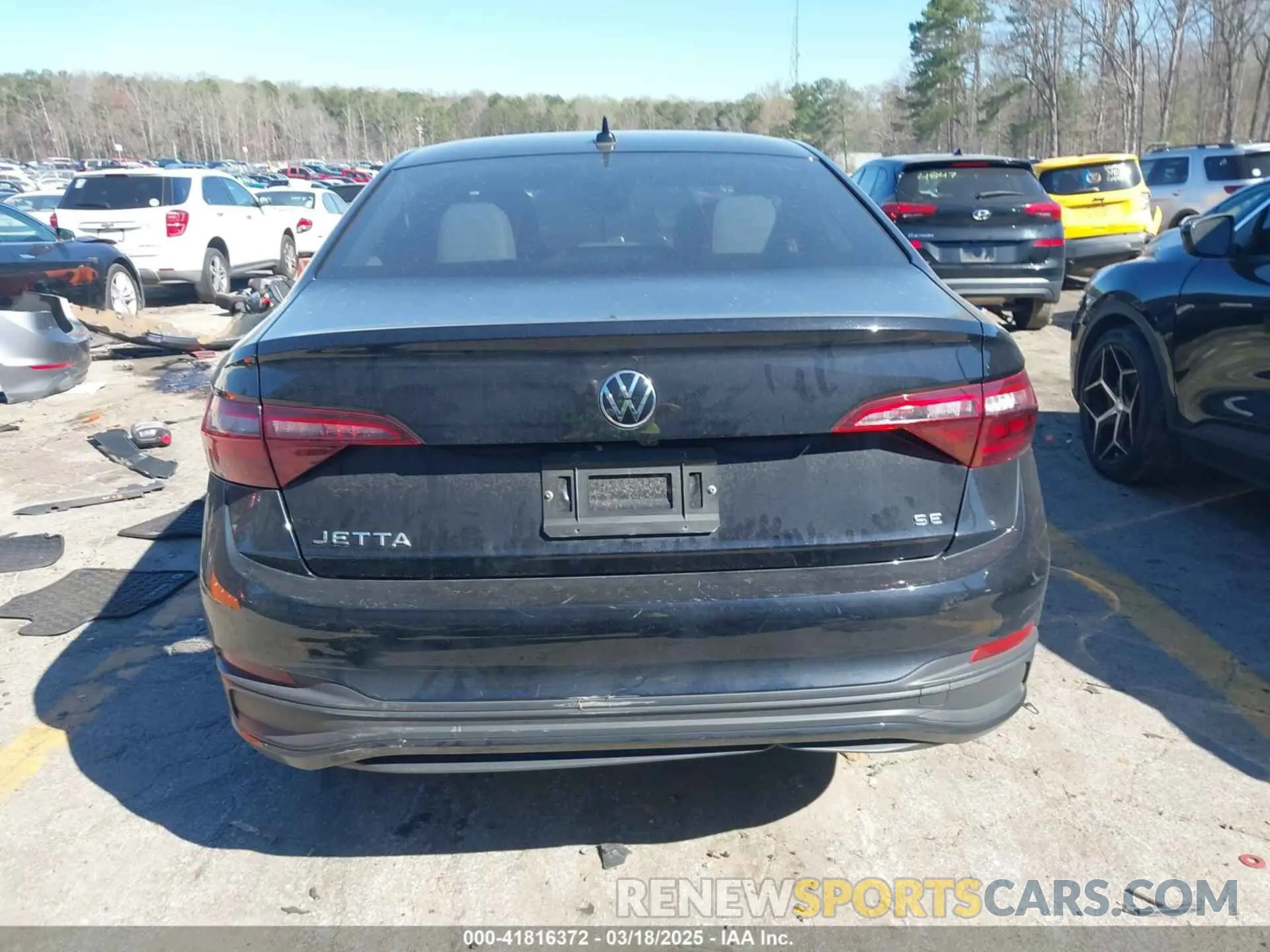 16 Photograph of a damaged car 3VW7M7BU7RM001519 VOLKSWAGEN JETTA 2024