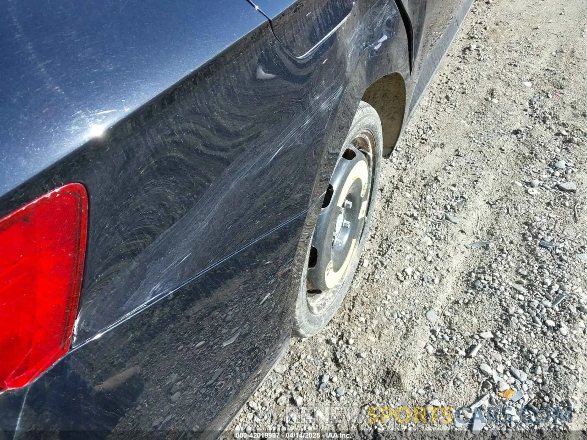 18 Photograph of a damaged car 3VW7M7BU7RM083591 VOLKSWAGEN JETTA 2024