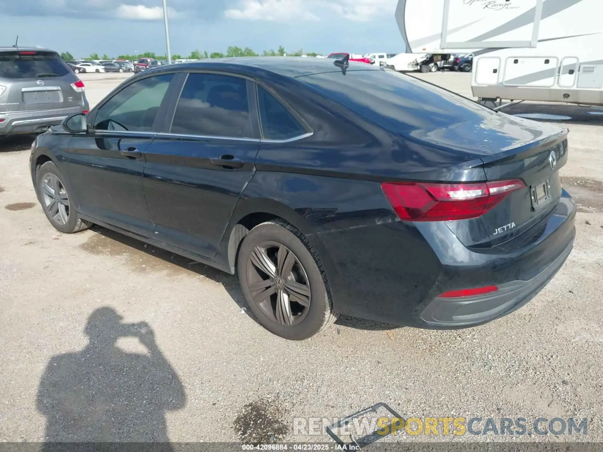 3 Photograph of a damaged car 3VW7M7BU8RM098245 VOLKSWAGEN JETTA 2024