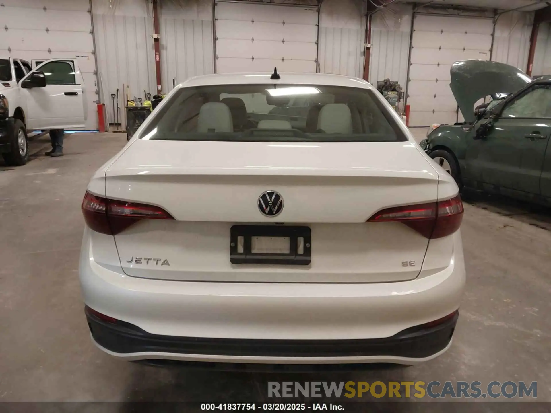 15 Photograph of a damaged car 3VW7M7BU9RM067103 VOLKSWAGEN JETTA 2024