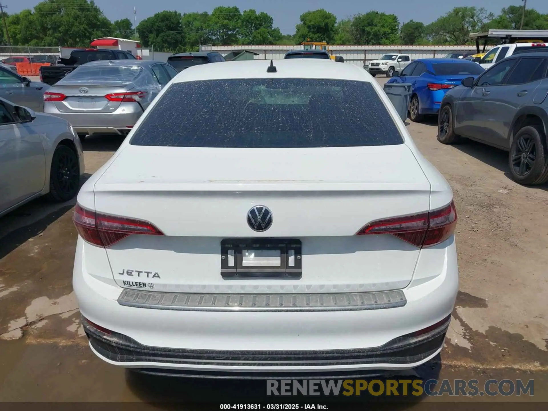 16 Photograph of a damaged car 3VWAM7BU5RM052491 VOLKSWAGEN JETTA 2024