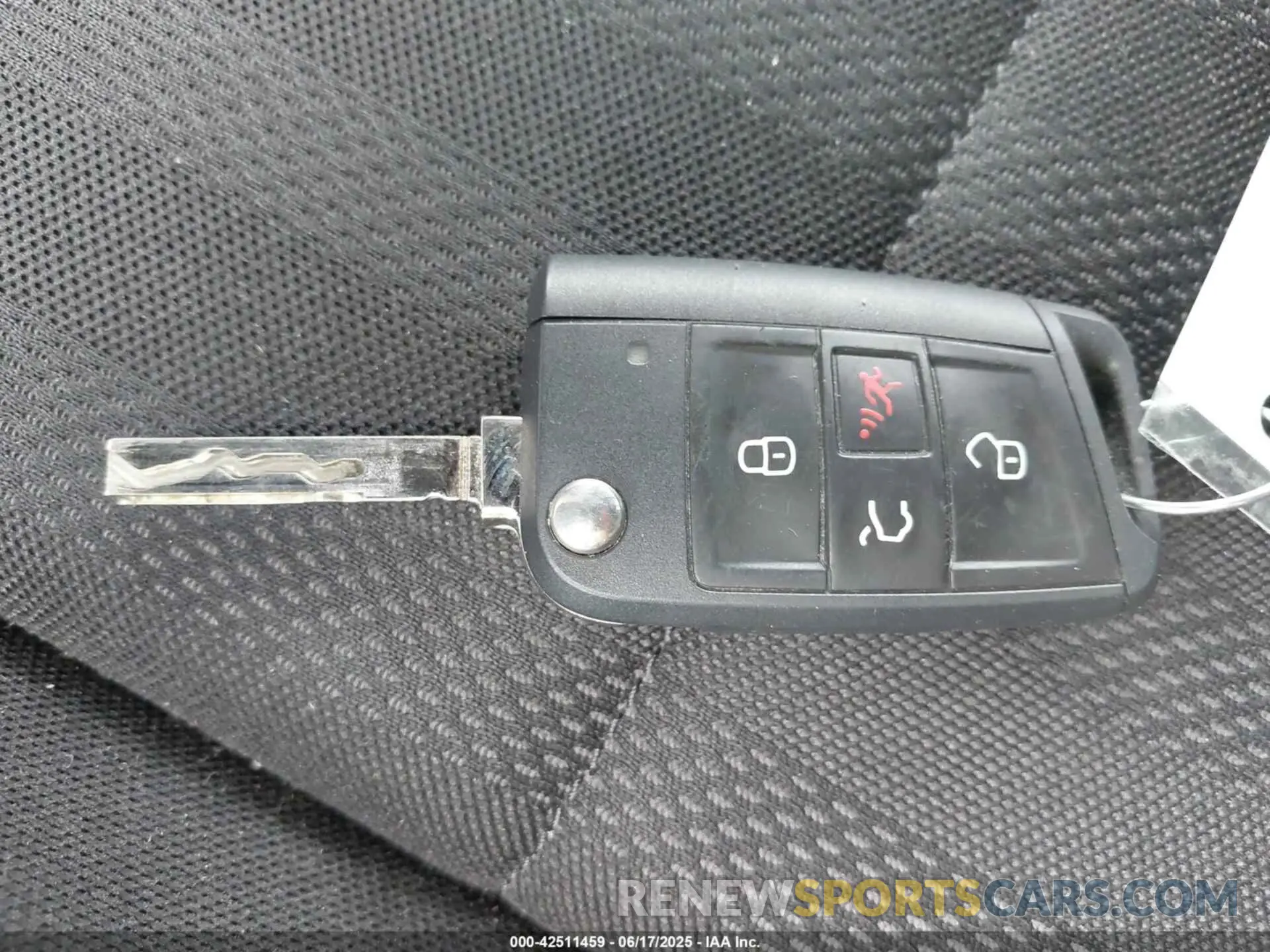 11 Photograph of a damaged car 3VWBM7BU6RM024798 VOLKSWAGEN JETTA 2024