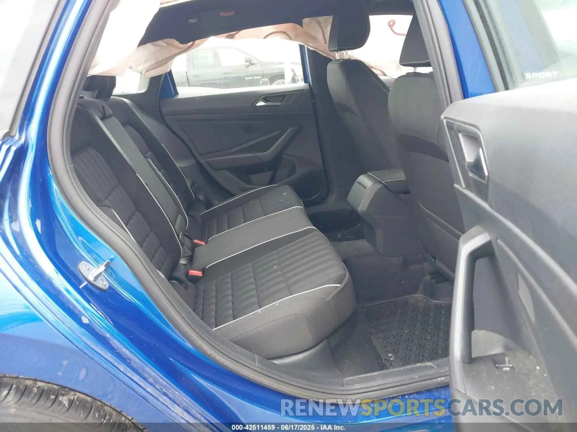 8 Photograph of a damaged car 3VWBM7BU6RM024798 VOLKSWAGEN JETTA 2024