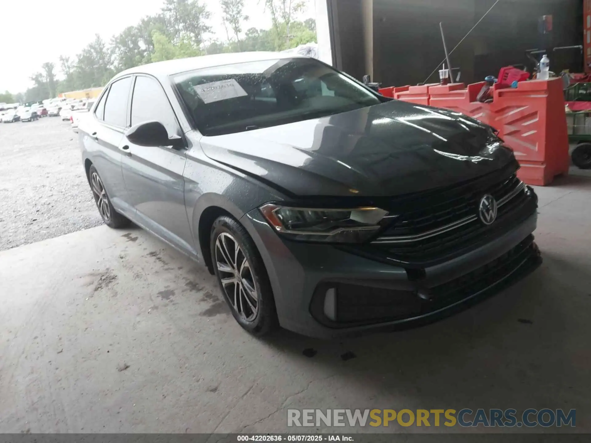 1 Photograph of a damaged car 3VWBM7BU6RM036756 VOLKSWAGEN JETTA 2024