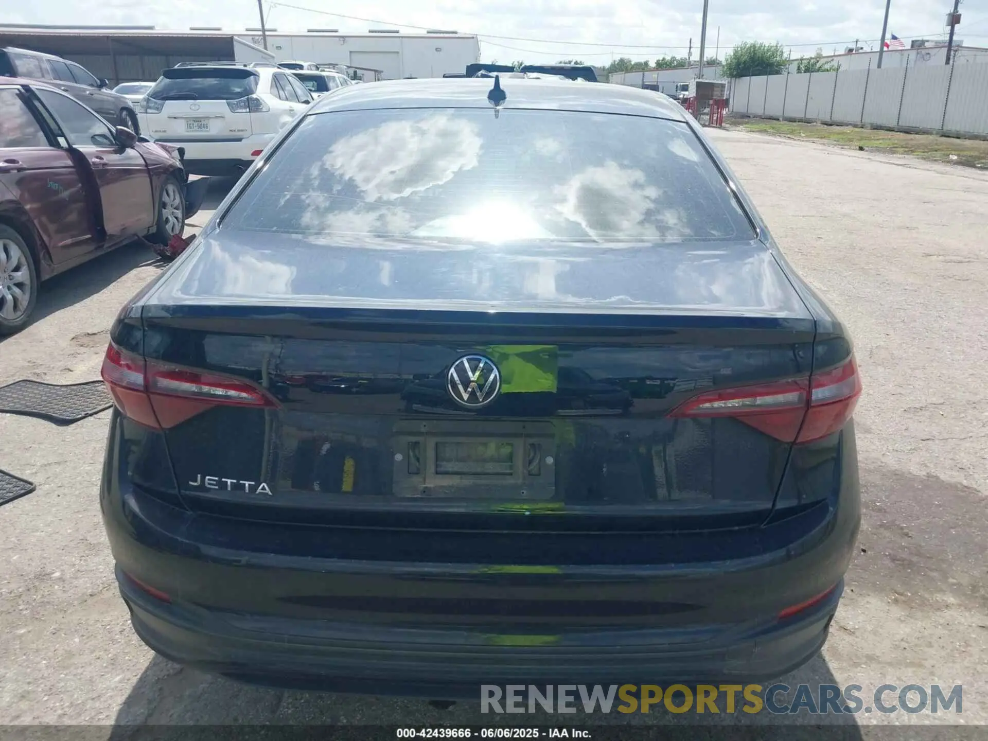 16 Photograph of a damaged car 3VWBM7BU7RM046762 VOLKSWAGEN JETTA 2024
