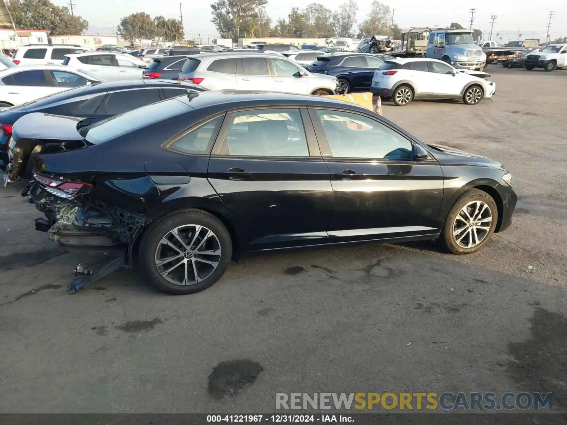 14 Photograph of a damaged car 3VWBM7BU9RM005890 VOLKSWAGEN JETTA 2024