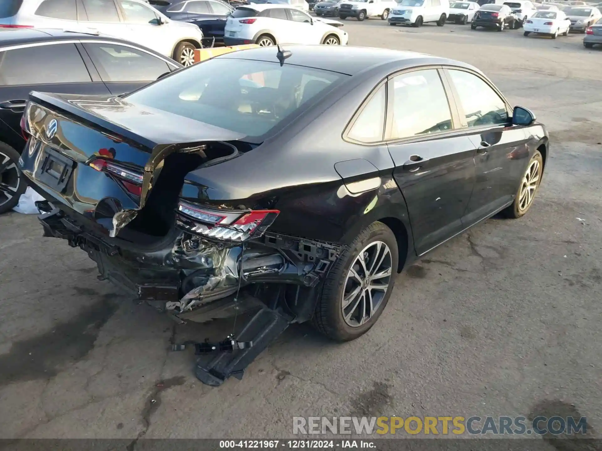 4 Photograph of a damaged car 3VWBM7BU9RM005890 VOLKSWAGEN JETTA 2024